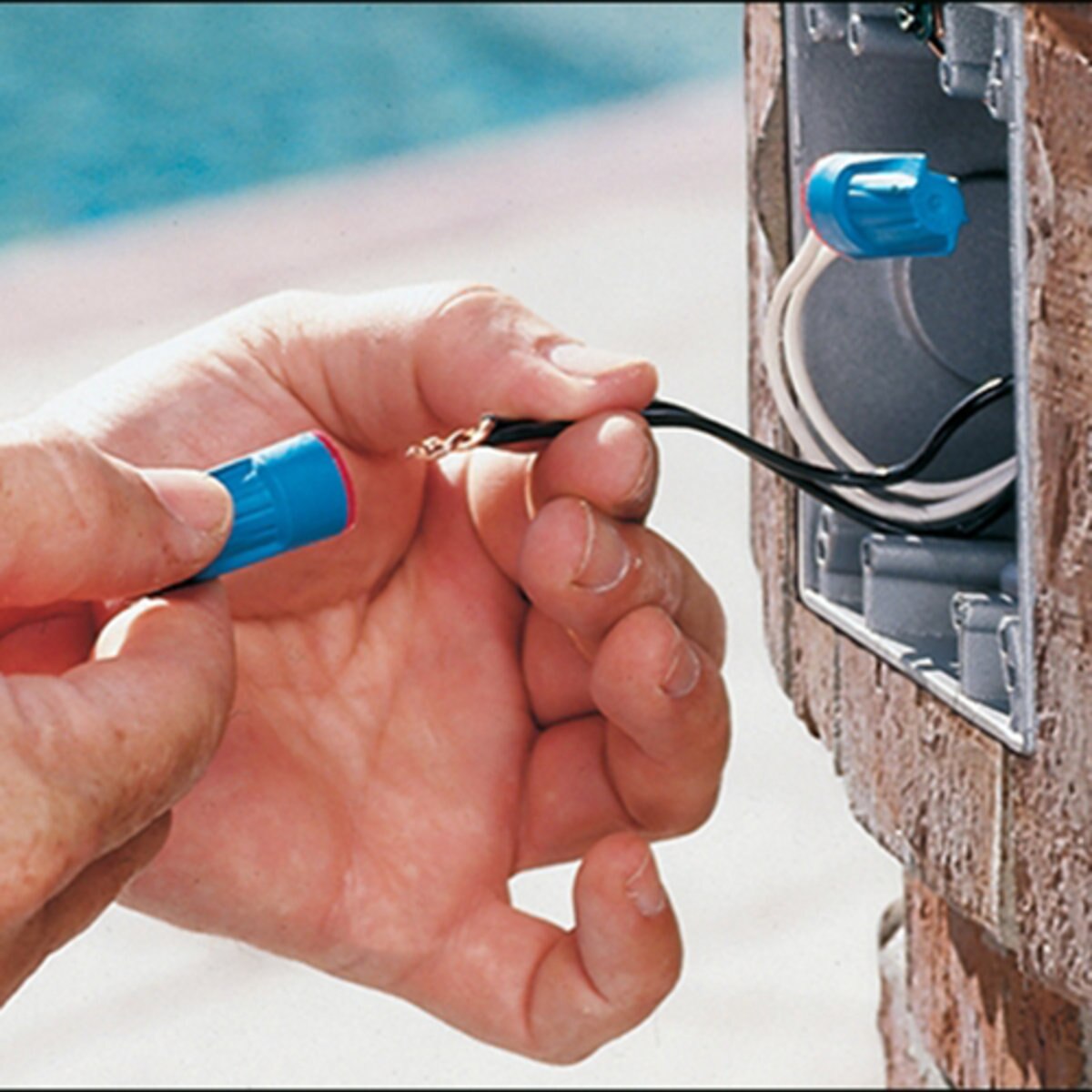 DryConn King Med Aqua/Red Waterproof Connector Canister SiteOne